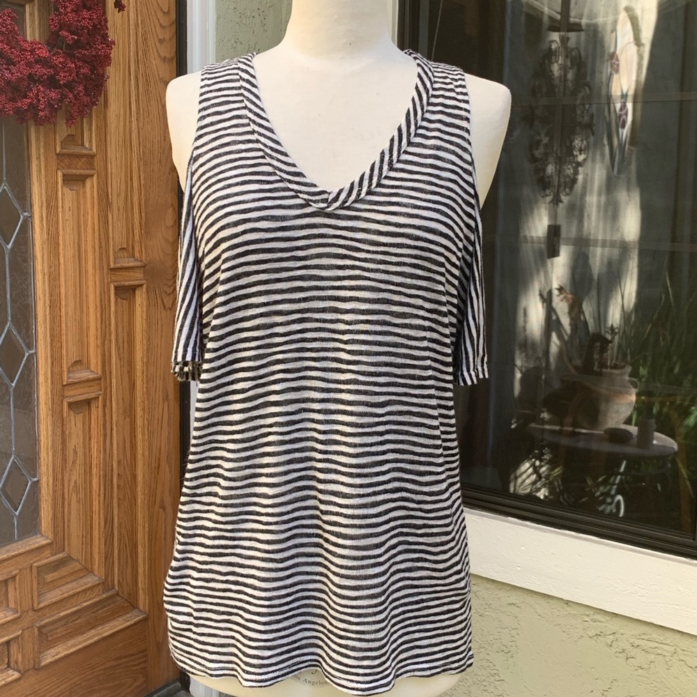 HIPPIE LOVE Cold Shoulder Short Sleeve Striped Top